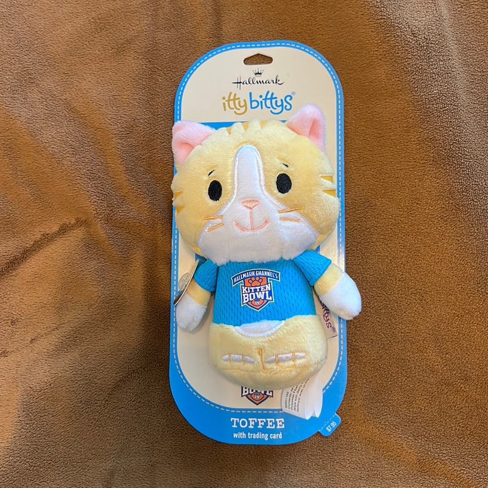 Hallmark itty bittys Trading Cards Limited Edition 2